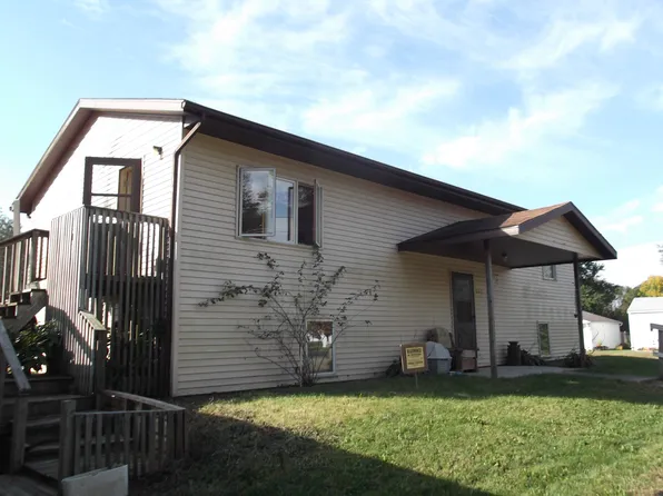 603 4th St, Middletown, IL 62666