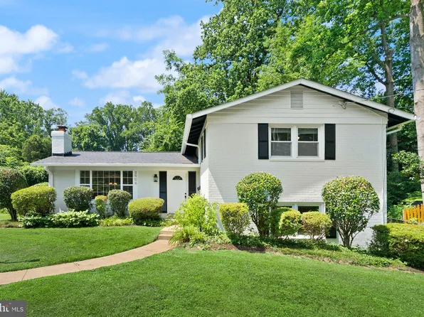 3906 Ivydale Dr, Annandale, VA 22003