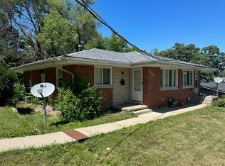 2425 Welbeck Rd, Des Moines, IA 50310