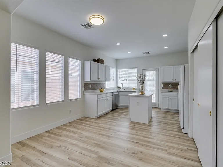 10959 Pumpkin Ridge Ave — Photo 13
