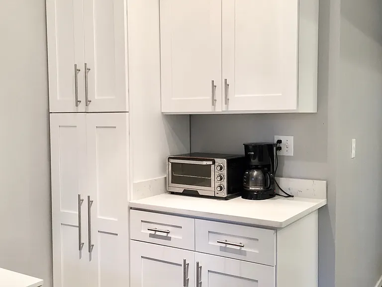 3253 N Kenmore Ave #2 — Photo 4
