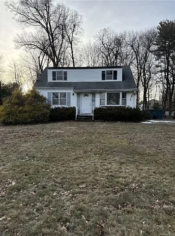27 Harding St — Photo 2