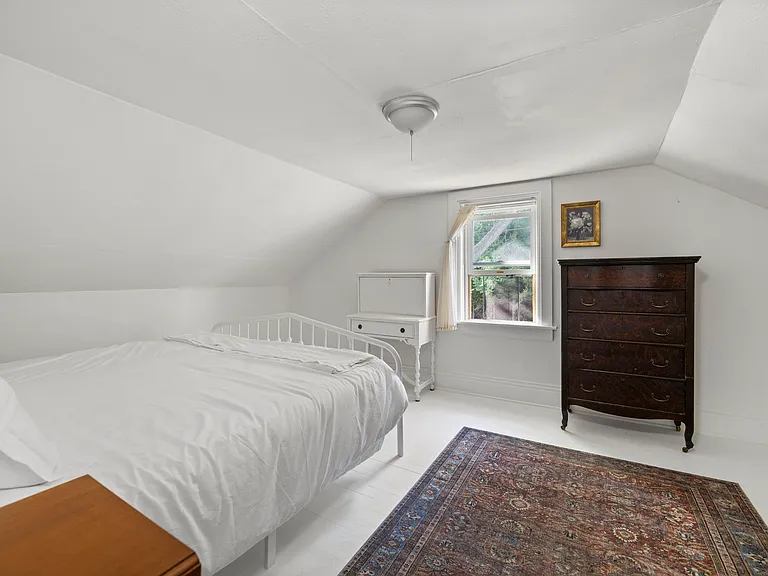 1420 Randolph St — Photo 16