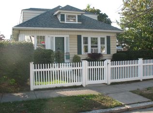 70 Sharon St #2, Providence, RI 02908