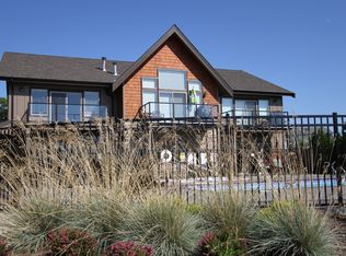 4760 Tidal Way UNIT 203, Blaine, WA 98230