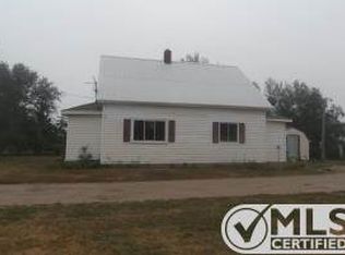 40027 221st St, Woonsocket, SD 57385