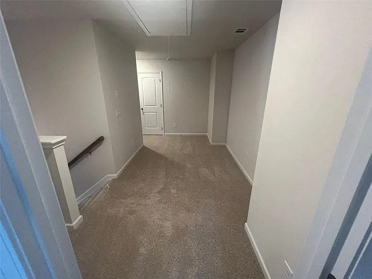 127 Berry Dr — Photo 18