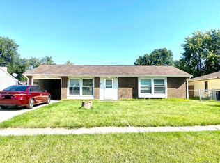 85 Waverly Dr, Elgin, IL 60120