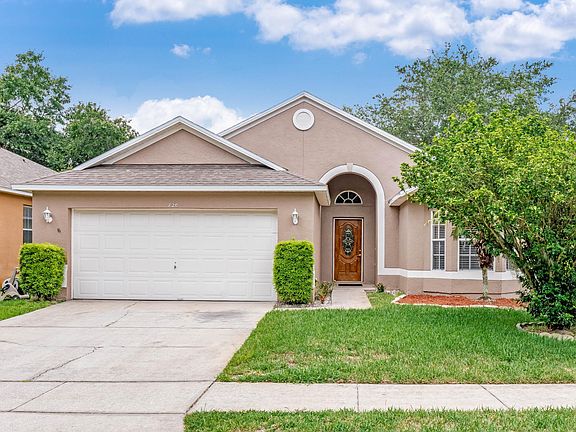 2nd image of 720 Carrigan Woods Trl