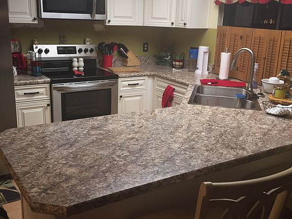 5th image of 2306 Walden Pl N