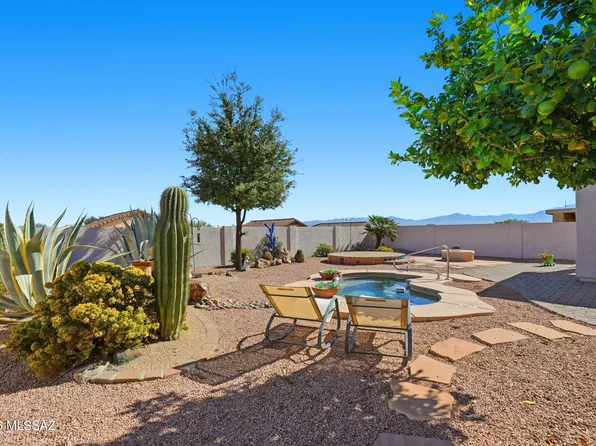 1610 N Rio Bonito, Green Valley, AZ 85614