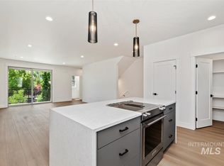 1701 S Federal Way, Boise, ID 83705