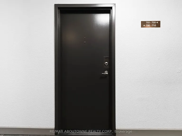 60 Park Ave #705 — Photo 3