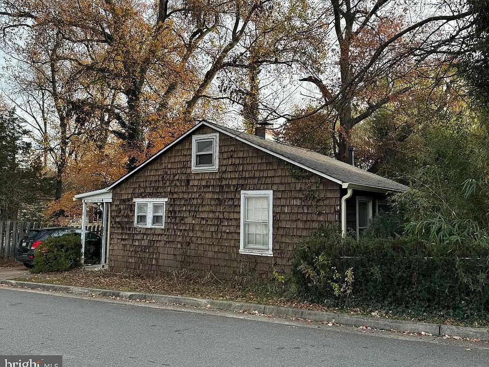 2nd image of 2920 Popkins Ln