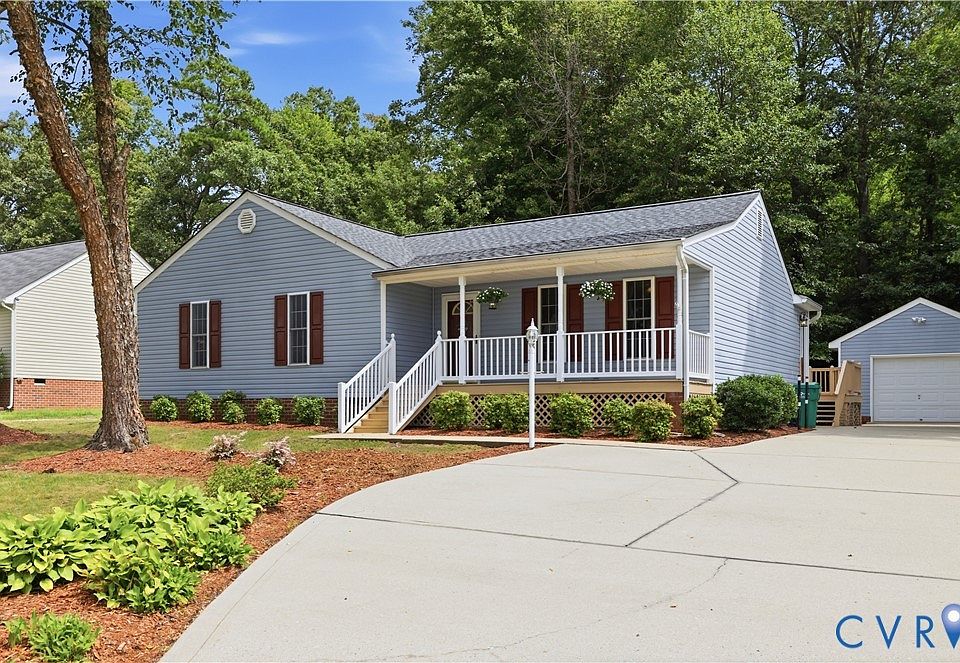 1st image of 8543 Woodlake Dr