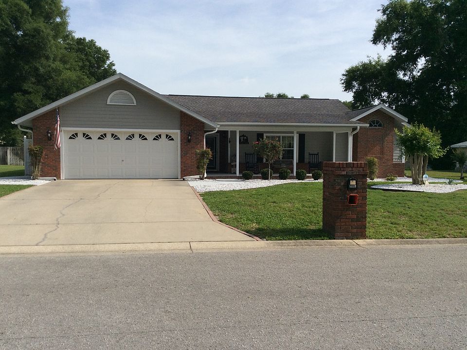 1st image of 5049 NE 7th Pl
