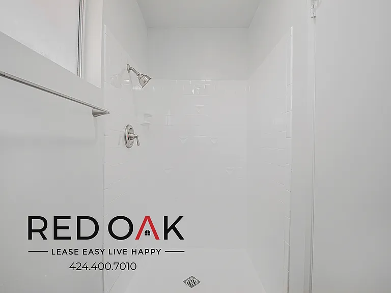 411 E Bay State St — Photo 27