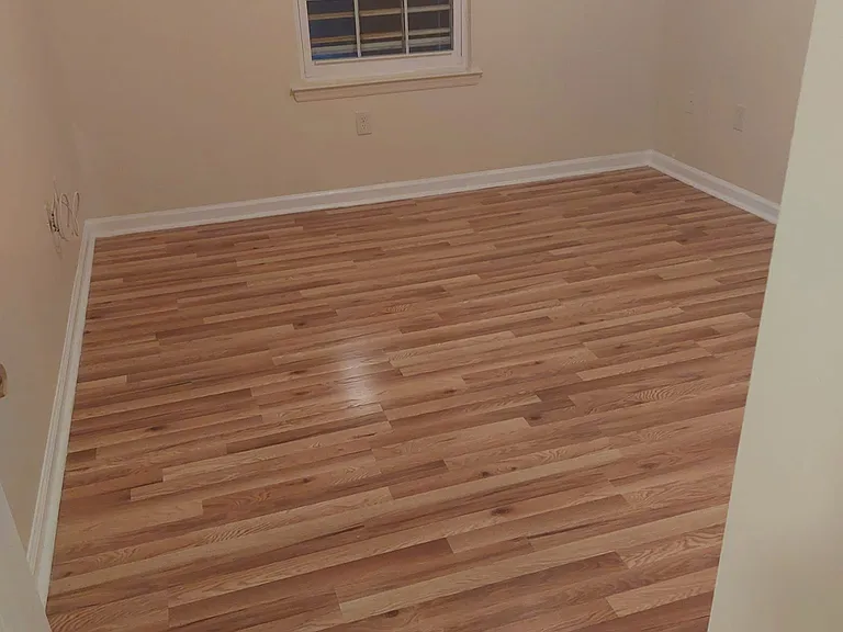 34-36 Vernon Ave #2 — Photo 8