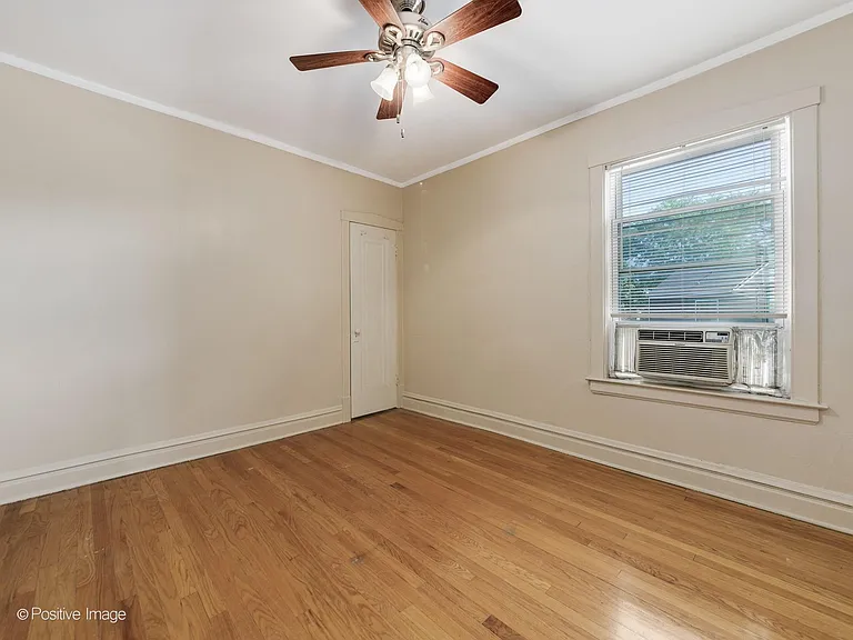 4734 N Karlov Ave #2 — Photo 12