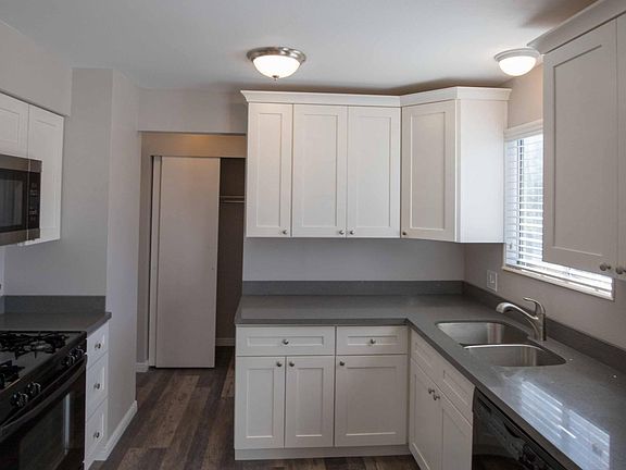 2nd image of 3106 Gregson Ct