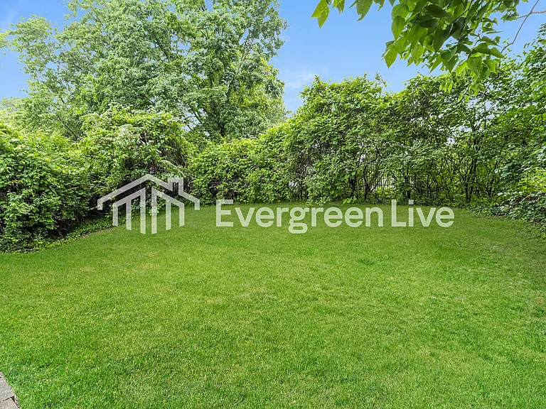 2030 Faywood Dr — Photo 15