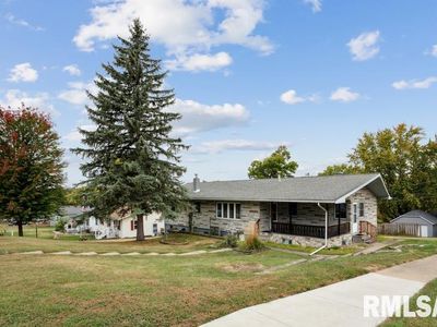 1202 14th Ave S, Clinton, IA, 52732