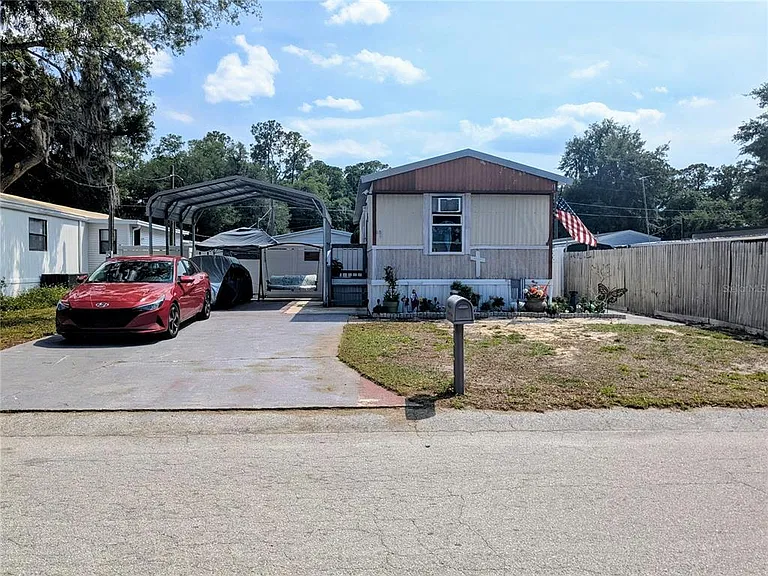 53 Sunset Cir — Photo 1