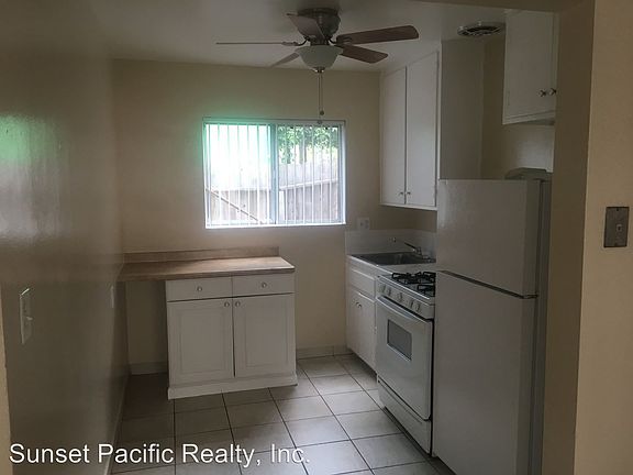 3rd image of 5057 Narragansett Ave APT 2
