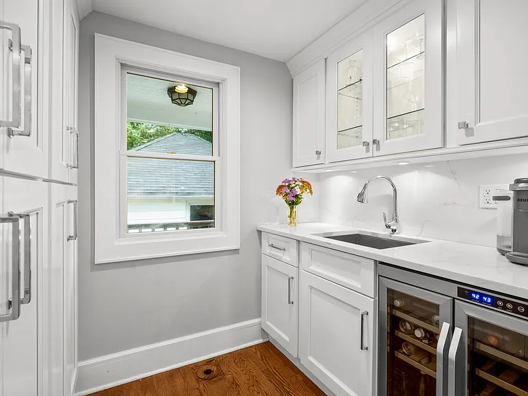20 Elk Ave — Photo 20
