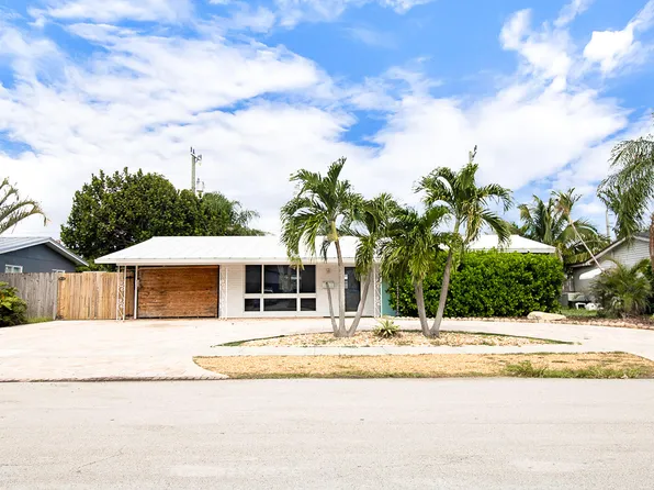 325 SE 10th Court, Deerfield Beach, FL 33441