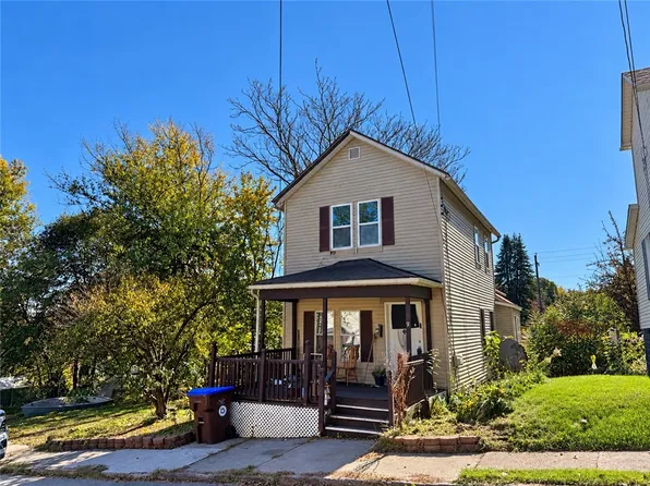 389 Russell St, Sharon, PA 16146