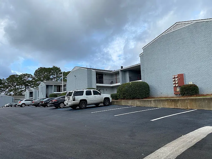 225 W McDowell Rd — Photo 22