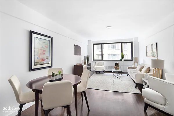 Sold by Sotheby's International Realty | media 1