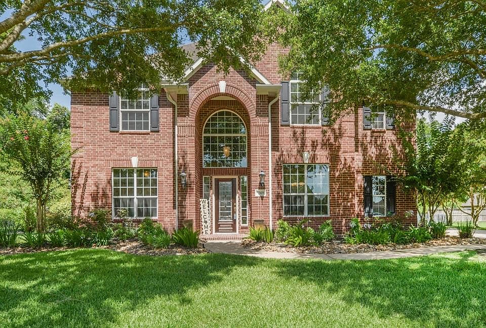 1st image of 32619 Whitehaven Pl