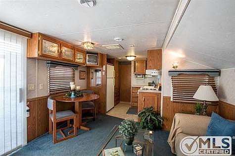 130521 1225 Dixie Downs Unit 170 Living