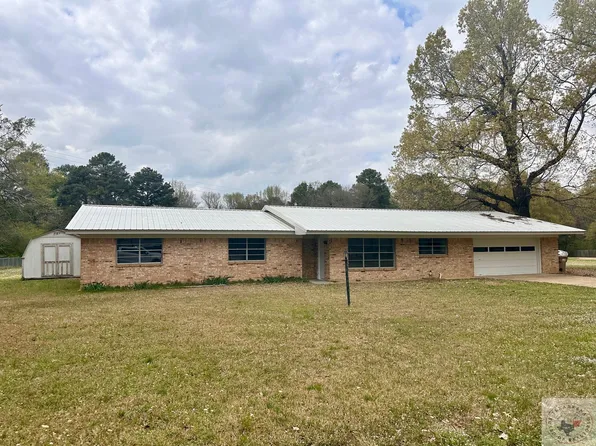 200 Houston St, Hooks, TX 75561