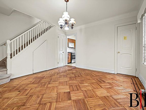 3rd image of 1441 E 64th St Floor 1