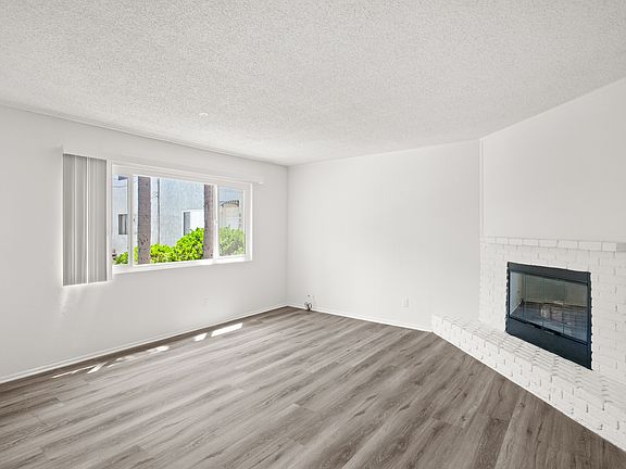 4th image of 814 E Grand Ave APT 5