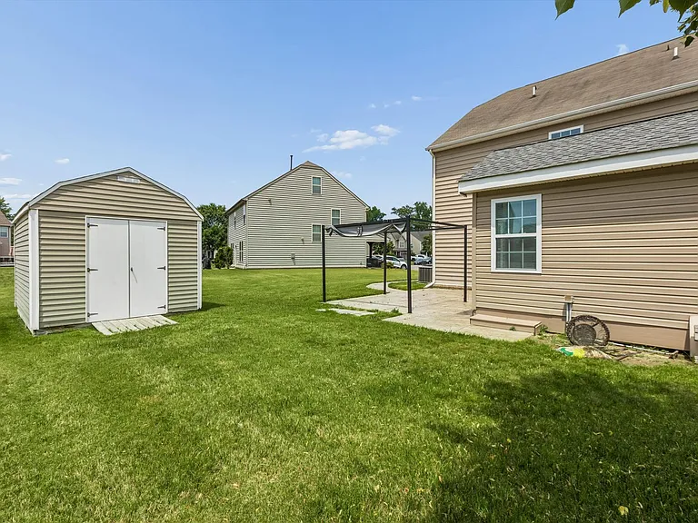 42 Kilverstone Way — Photo 39