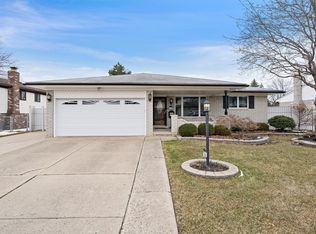 30705 Moroso Dr, Warren, MI 48088