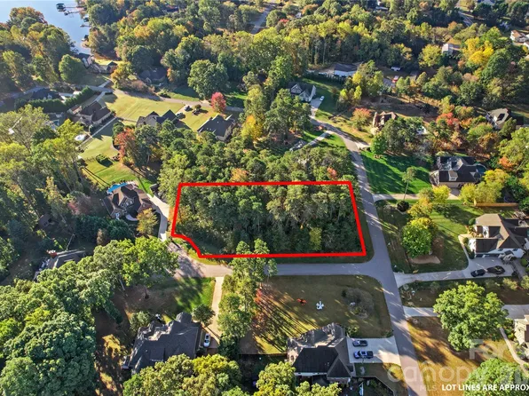 254 Woodstream Cir, Mooresville, NC 28117