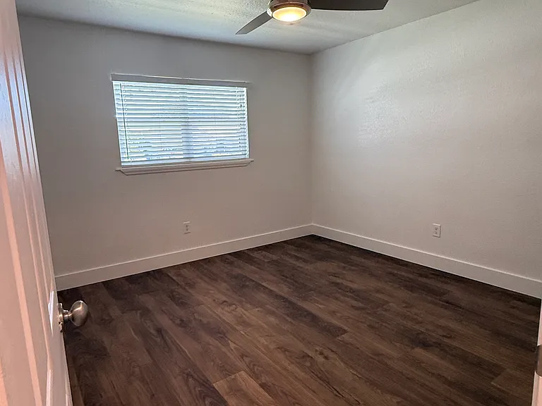 5952 Katona Dr — Photo 10