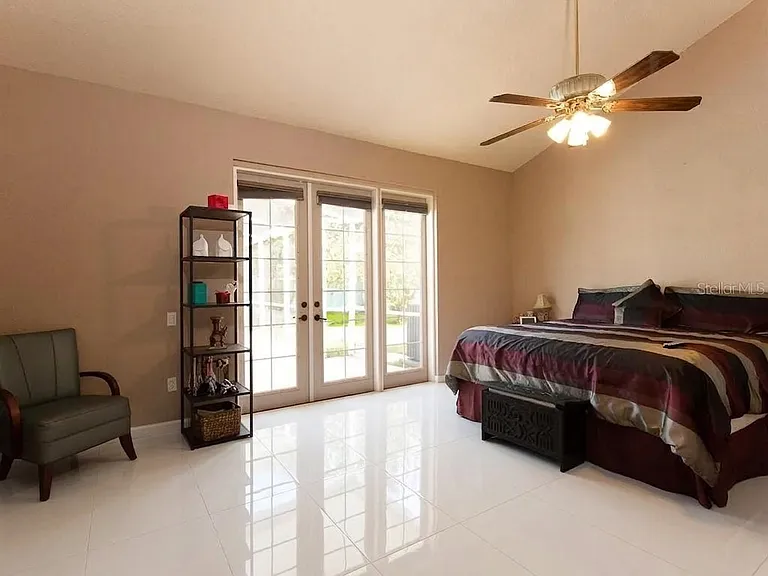 7903 Saint Giles Pl — Photo 18