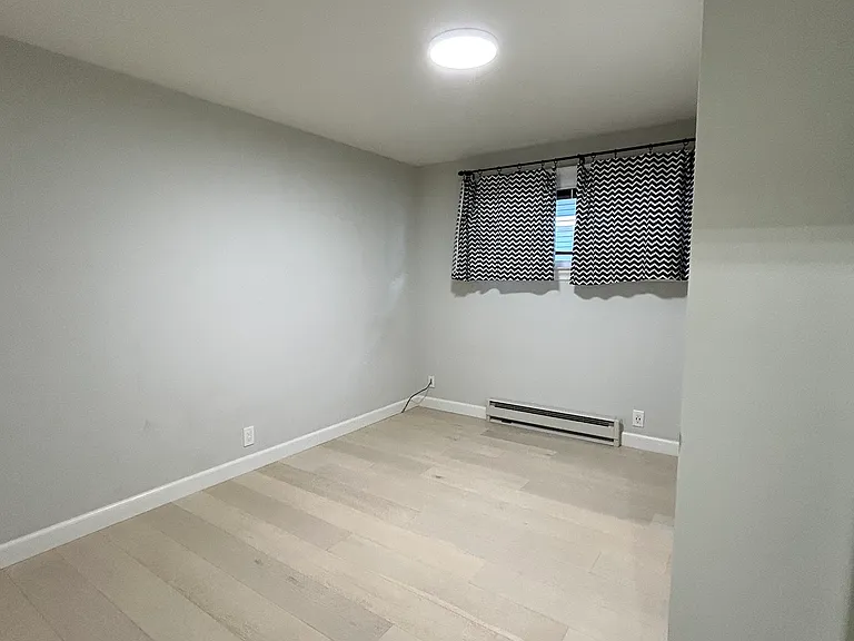 1st bedroom