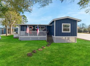 157 Lakeview Dr S, Livingston, TX 77351