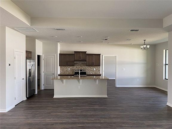 5th image of 12829 Sugar Ct