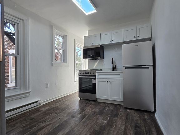 2nd image of 440 N 9th St APT 3