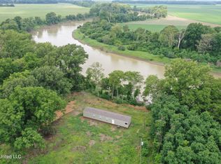 1596 Ferry Rd, Anguilla, MS 38721