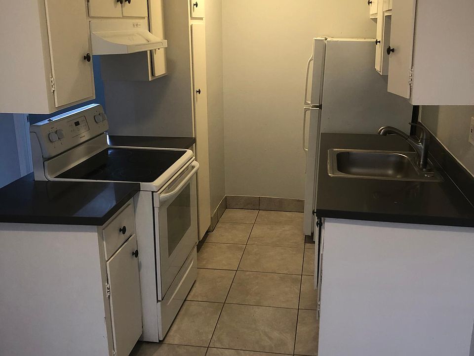 1st image of 1227 Ebener St