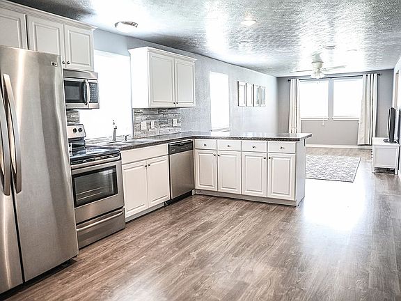 4th image of 308 S 17th St